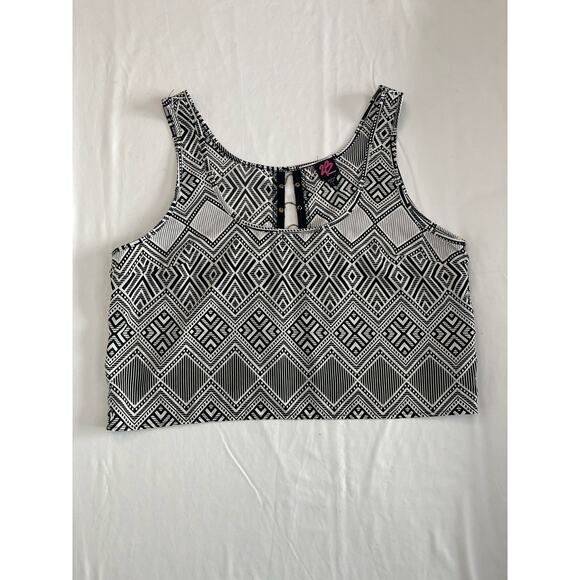 2B Bebe Geometric Crop Flowy Black White Gold Chain Top Size Large Y2K - Picture 4 of 9